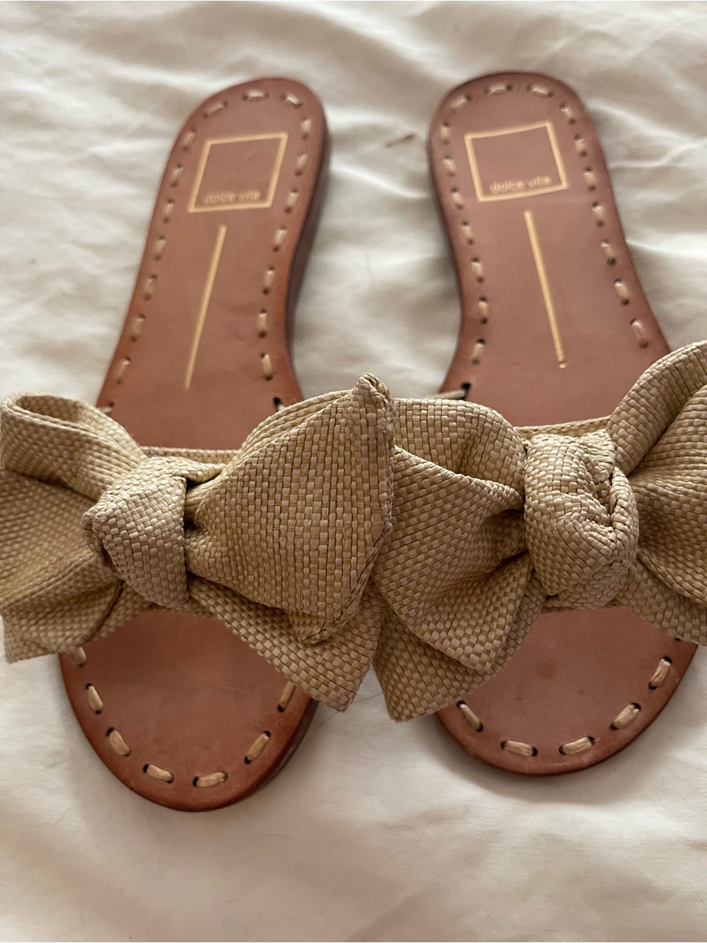 DOLCE VITA BOW MULES!